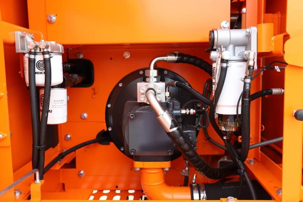 Lonking LG 6135 G4 100% new machine - Crawler excavator: picture 3 Lonking LG 6135 G4 100% new machine - Crawler excavator: picture 3