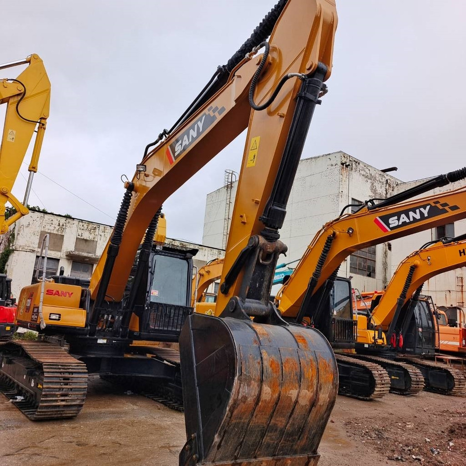 Sany SY 235 H - Crawler excavator: picture 2 Sany SY 235 H - Crawler excavator: picture 2