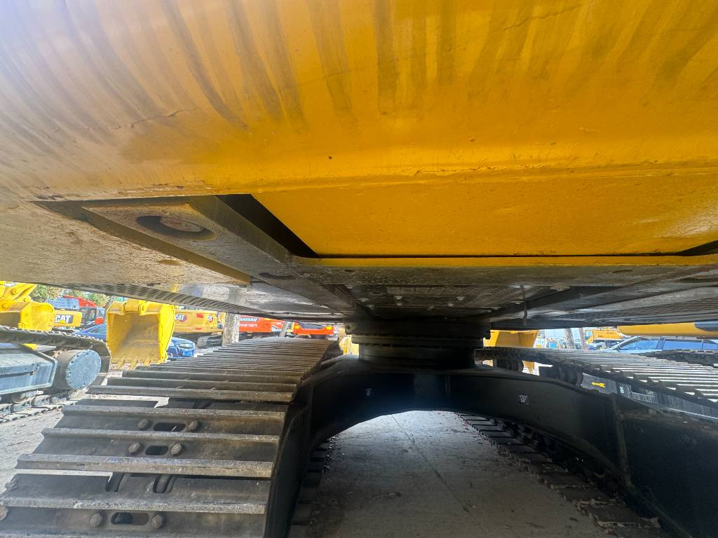 Sany SY 305 H - Crawler excavator: picture 2 Sany SY 305 H - Crawler excavator: picture 2