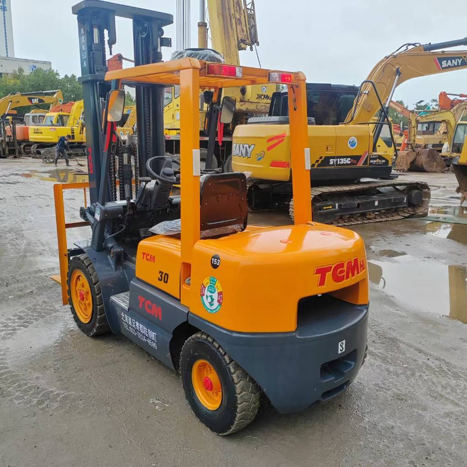 Toyota FD30 - Diesel forklift: picture 2 Toyota FD30 - Diesel forklift: picture 2