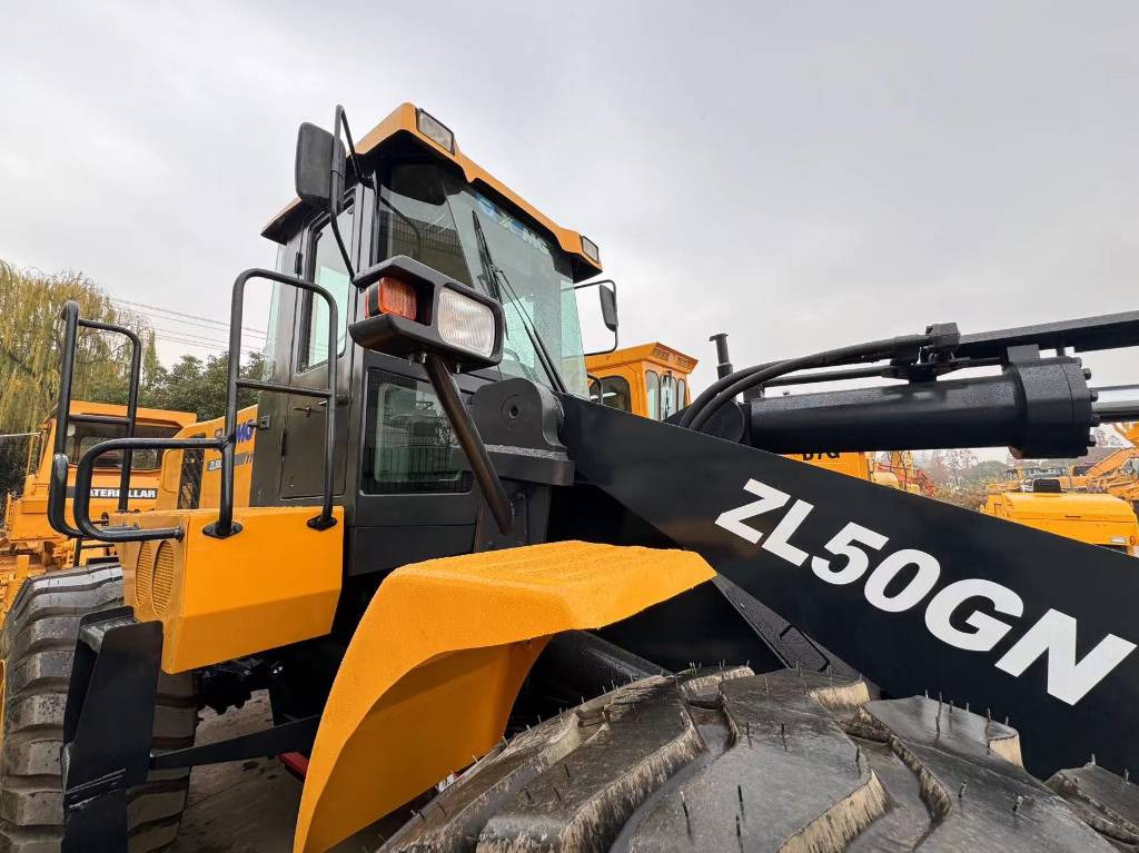 Wheel loader XCMG ZL 50 GN: picture 14