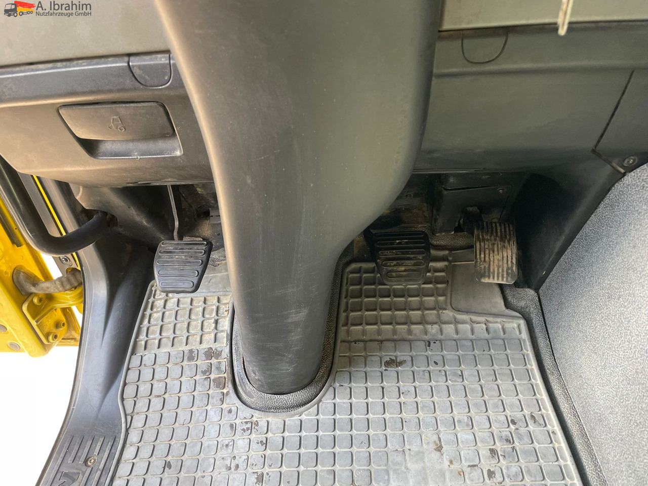 MAN TGS 26.480 Meiller 3 Seiten | 6x4 | Schalter | 3 Pedals - Tipper: picture 3 MAN TGS 26.480 Meiller 3 Seiten | 6x4 | Schalter | 3 Pedals - Tipper: picture 3