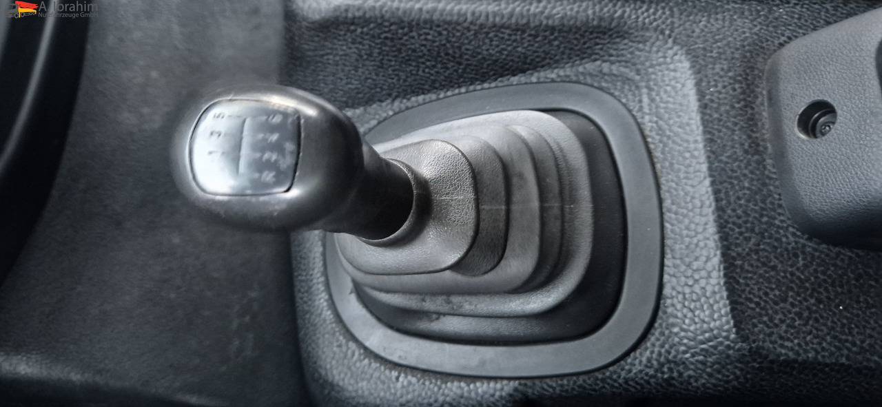 Mercedes-Benz 818L LBW, Luftfederung - Box van: picture 5 Mercedes-Benz 818L LBW, Luftfederung - Box van: picture 5