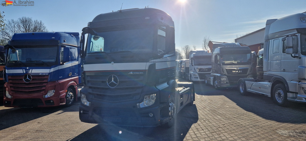 Mercedes-Benz 1840 Actros, 3x vorhanden, identisch - Tractor unit: picture 1 Mercedes-Benz 1840 Actros, 3x vorhanden, identisch - Tractor unit: picture 1