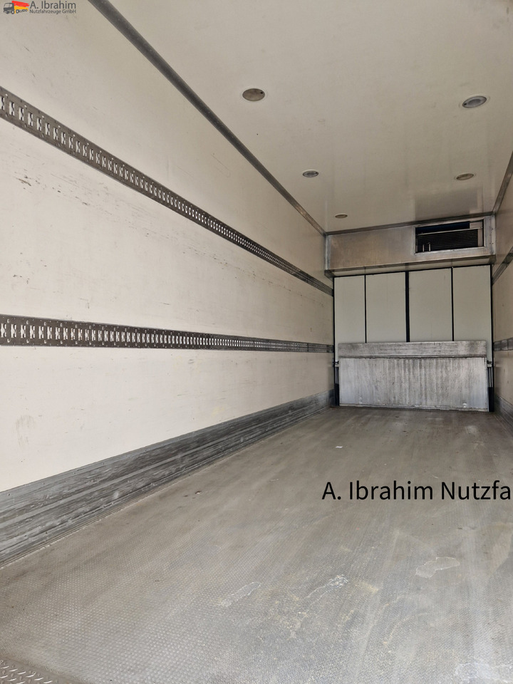 Wellmeyer TK018 Durchlader Frigoblock Zustand sauber, Durchlader, Portaltüren - Refrigerator trailer: picture 3 Wellmeyer TK018 Durchlader Frigoblock Zustand sauber, Durchlader, Portaltüren - Refrigerator trailer: picture 3