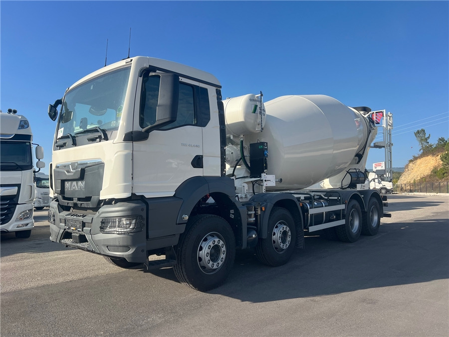 MAN TGS 41.440 - Concrete mixer truck: picture 3 MAN TGS 41.440 - Concrete mixer truck: picture 3