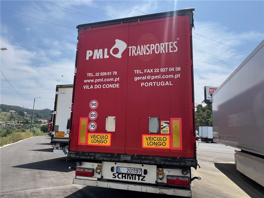 SCHMITZ CARGOBULL SCB-S3T TETO ELEVAR - Curtainsider semi-trailer: picture 5 SCHMITZ CARGOBULL SCB-S3T TETO ELEVAR - Curtainsider semi-trailer: picture 5