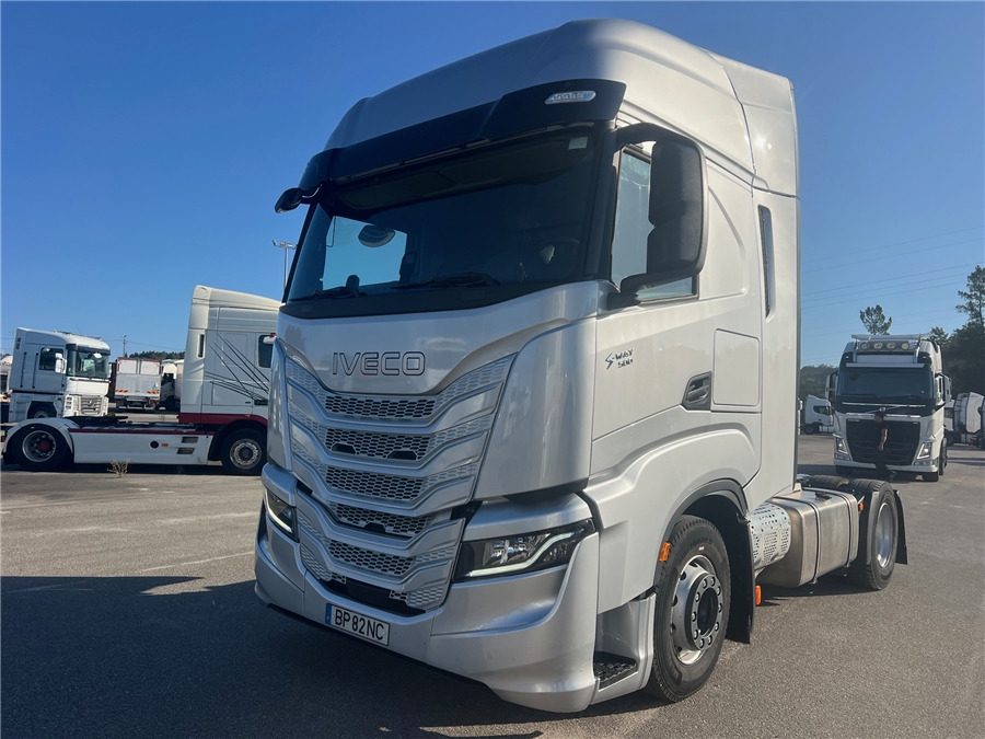 Iveco S-WAY 500 - Tractor unit: picture 2 Iveco S-WAY 500 - Tractor unit: picture 2