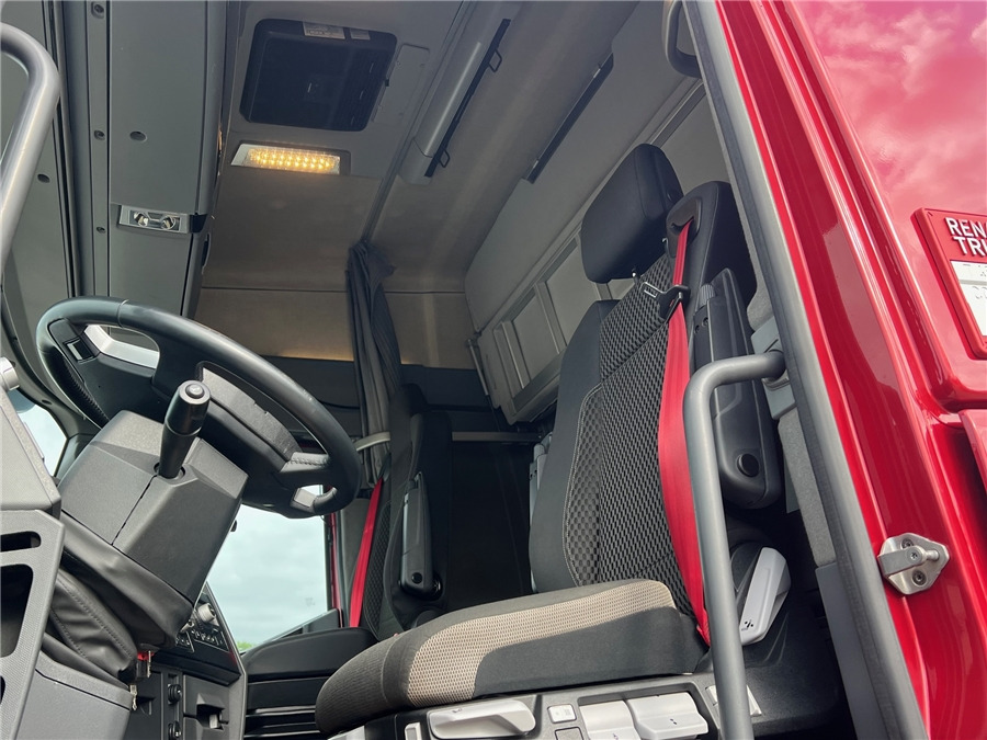 Tractor unit Renault T480: picture 14