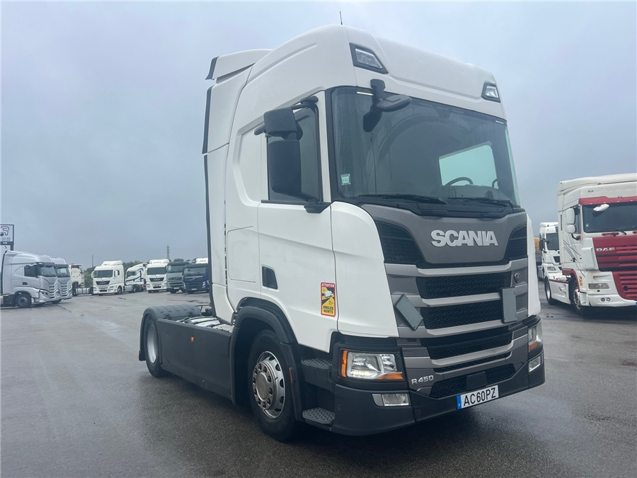 Scania R450 / RETARDER - Tractor unit: picture 1 Scania R450 / RETARDER - Tractor unit: picture 1