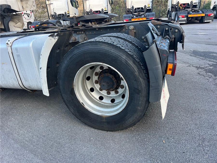 Tractor unit Scania R480: picture 14