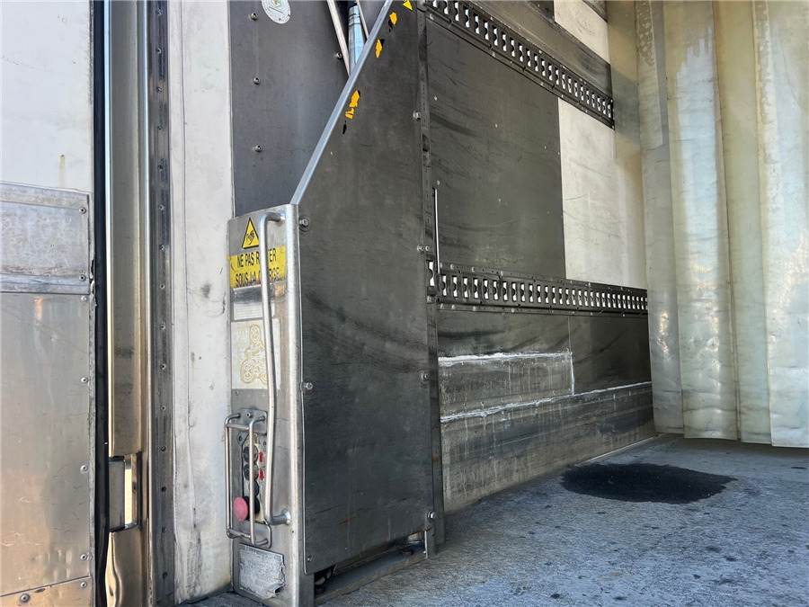 Refrigerator truck Volvo FM 9: picture 10