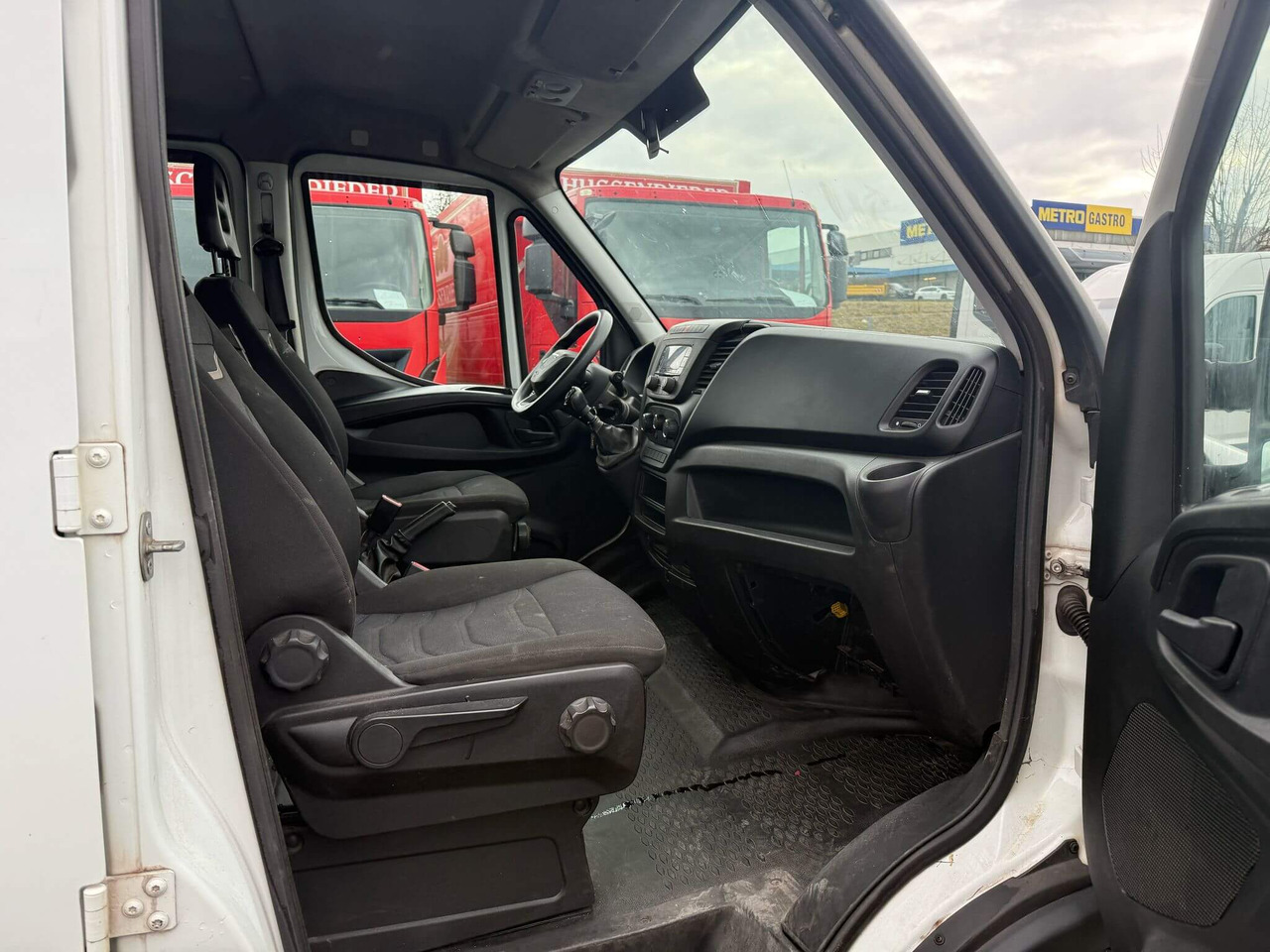 IVECO DAILY 35C14 DOPPIA CABINA RIBALTABILE 3.0 - Tipper van: picture 2 IVECO DAILY 35C14 DOPPIA CABINA RIBALTABILE 3.0 - Tipper van: picture 2