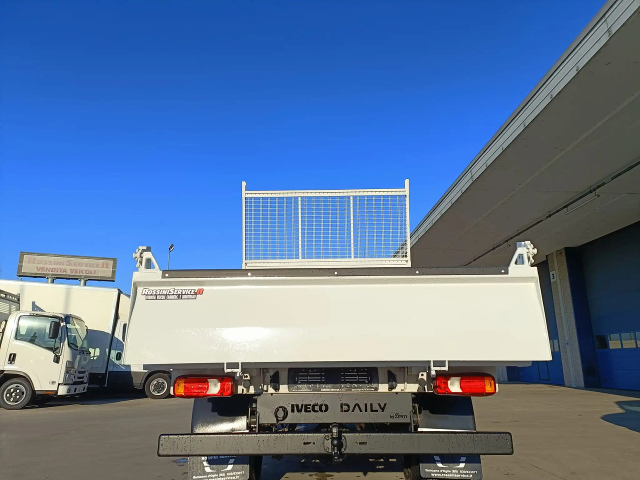IVECO DAILY 35C16 CC 3.0 - Tipper van: picture 5 IVECO DAILY 35C16 CC 3.0 - Tipper van: picture 5
