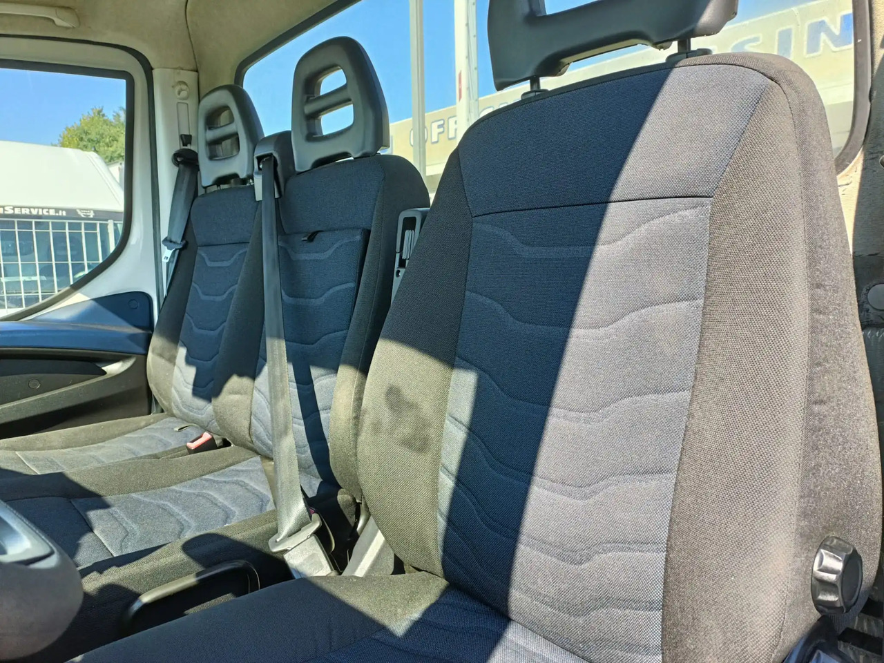 Cab chassis truck IVECO DAILY 60C18 A TELAIO KM 0: picture 13