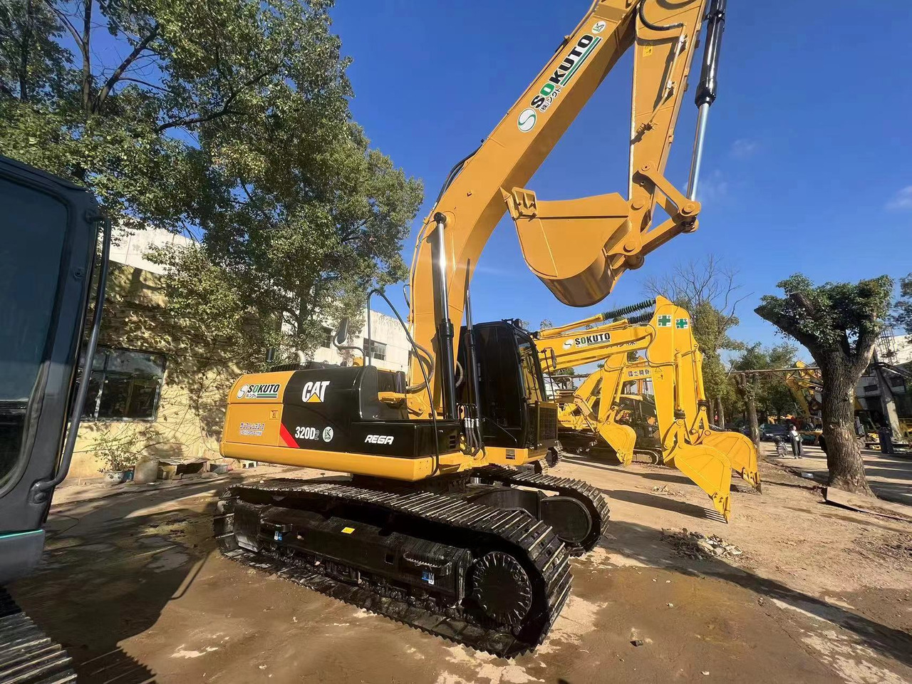 Caterpillar 320D2 - Crawler excavator: picture 1 Caterpillar 320D2 - Crawler excavator: picture 1