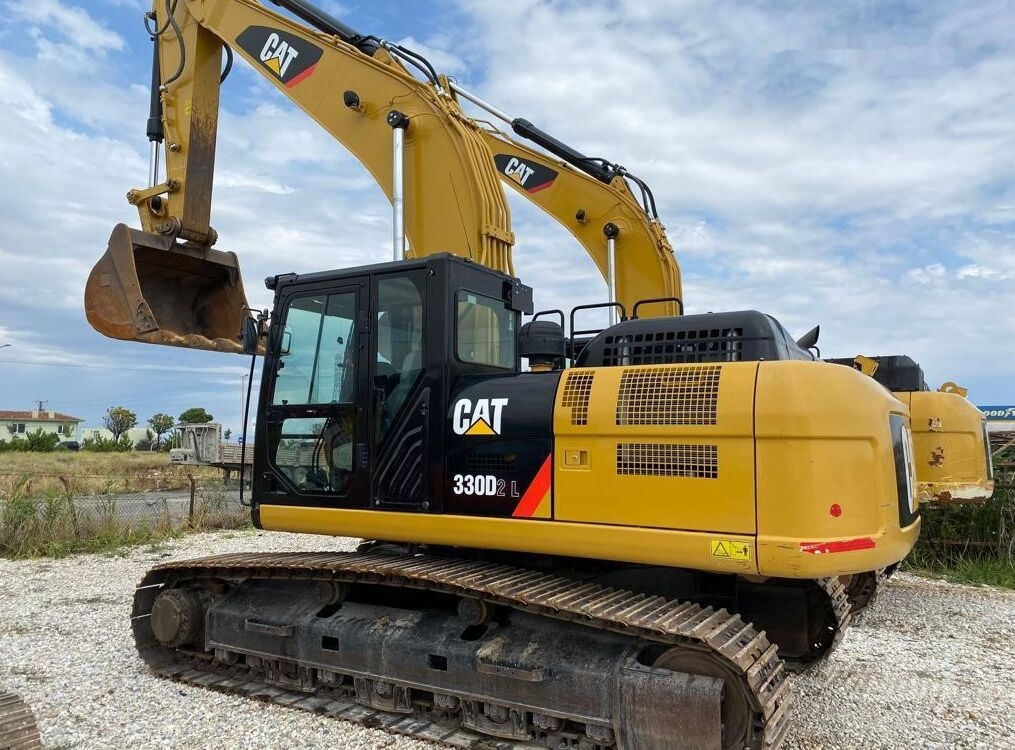 Crawler excavator Caterpillar 330D2L: picture 6