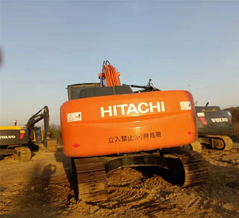 Hitachi 210-3 - Crawler excavator: picture 2 Hitachi 210-3 - Crawler excavator: picture 2
