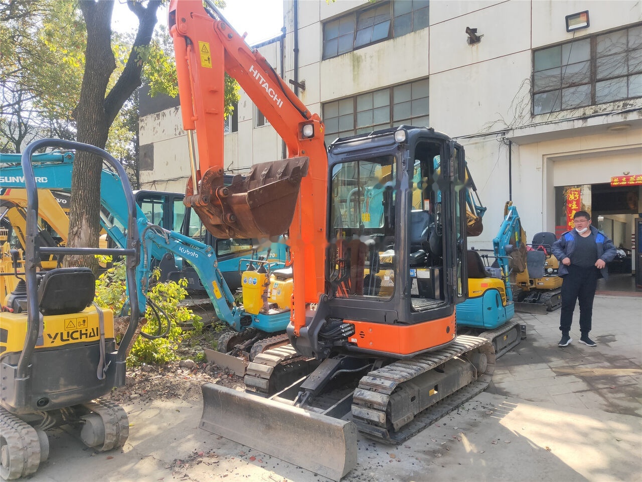 Hitachi ZX30 - Mini excavator: picture 5 Hitachi ZX30 - Mini excavator: picture 5