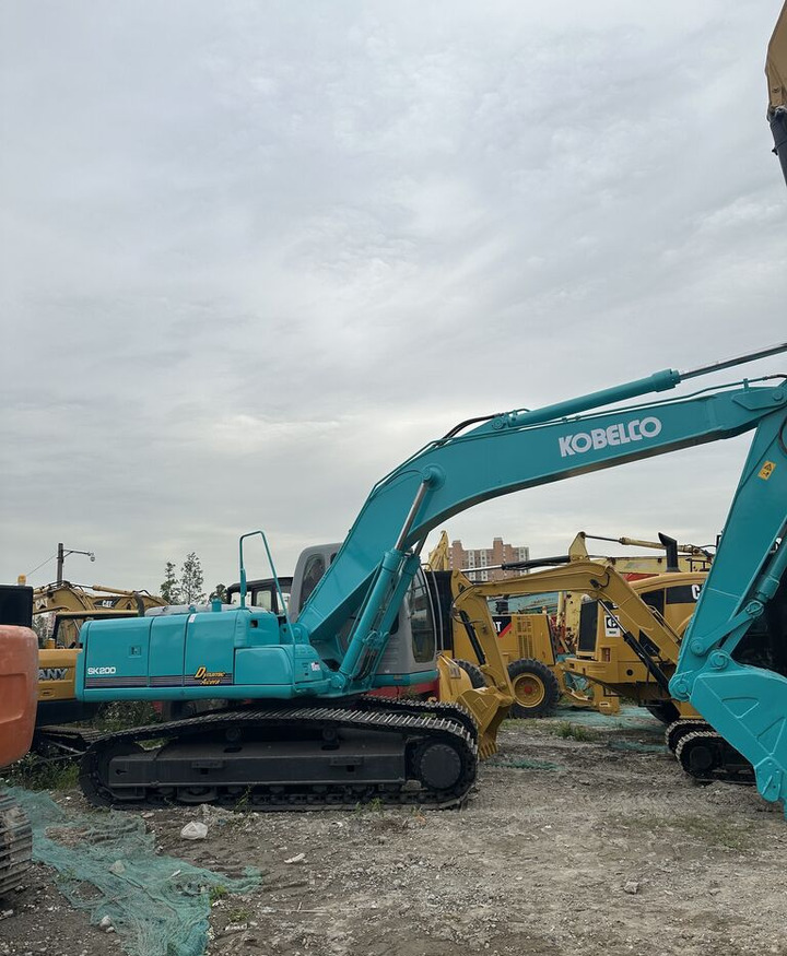 Kobelco SK200 - Crawler excavator: picture 5 Kobelco SK200 - Crawler excavator: picture 5