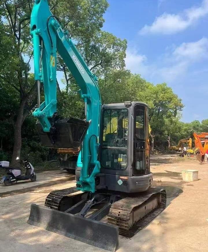 Mini excavator Kobelco SK55: picture 6 Mini excavator Kobelco SK55: picture 6