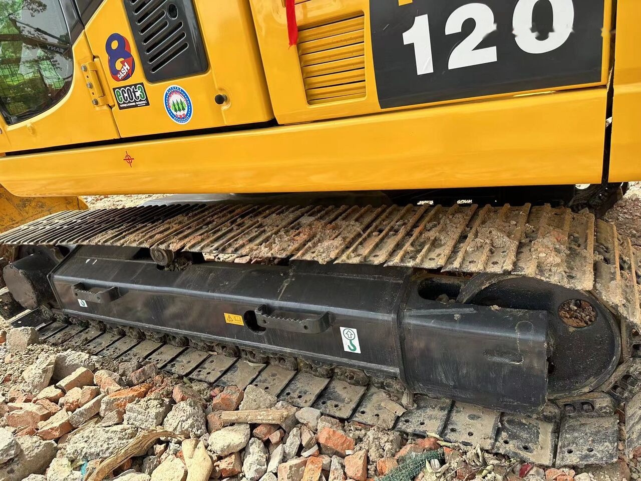 Komatsu PC120-8 - Crawler excavator: picture 2 Komatsu PC120-8 - Crawler excavator: picture 2