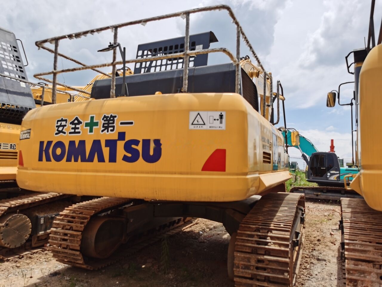 Leasing of Komatsu PC450-8 Komatsu PC450-8: picture 6 Leasing of Komatsu PC450-8 Komatsu PC450-8: picture 6
