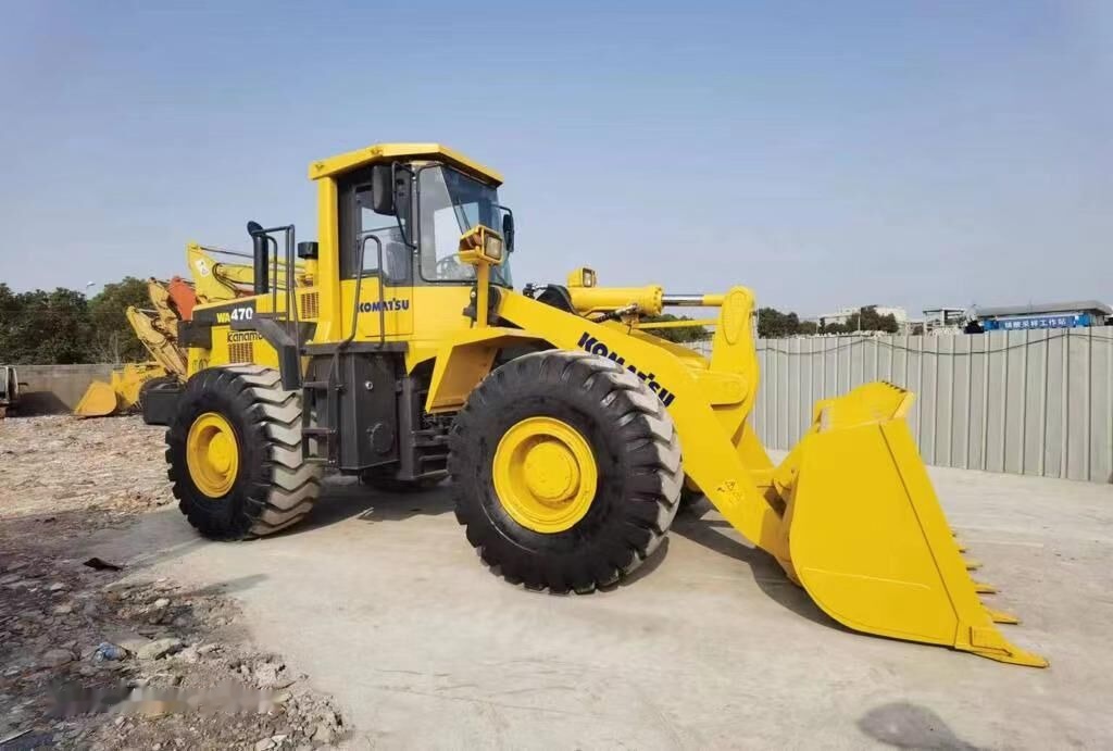 Komatsu WA470-3 - Wheel loader: picture 3 Komatsu WA470-3 - Wheel loader: picture 3