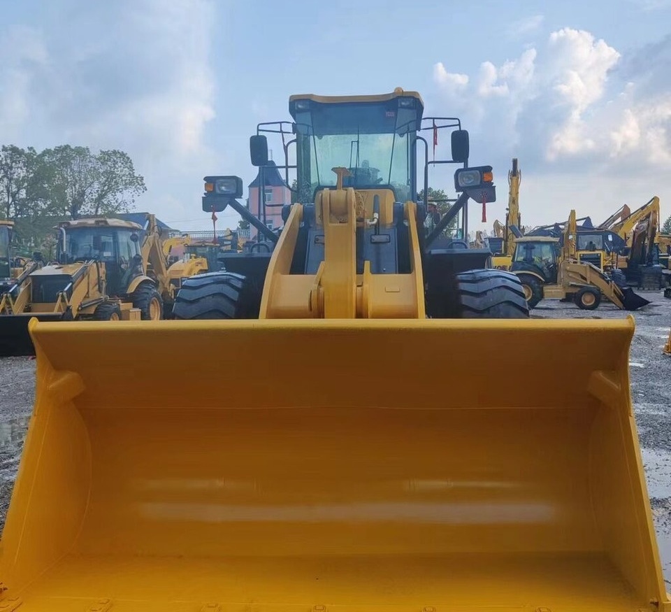 SDLG L958F - Wheel loader: picture 1 SDLG L958F - Wheel loader: picture 1