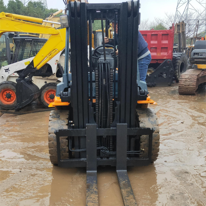 TOYOTA FD50 - Diesel forklift: picture 3 TOYOTA FD50 - Diesel forklift: picture 3