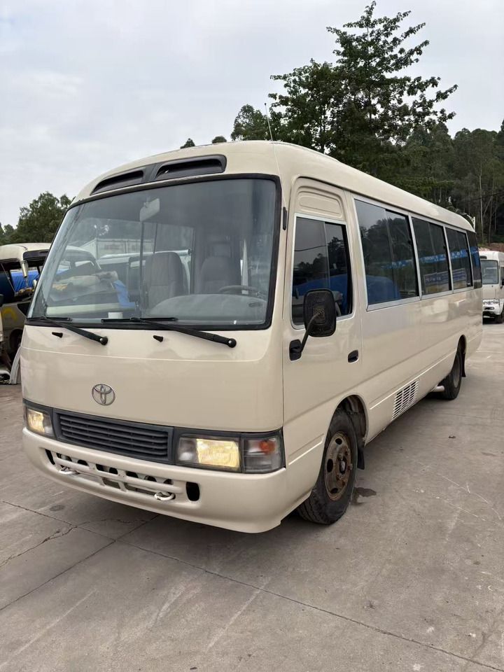 Toyota 1HZ - Suburban bus: picture 3 Toyota 1HZ - Suburban bus: picture 3