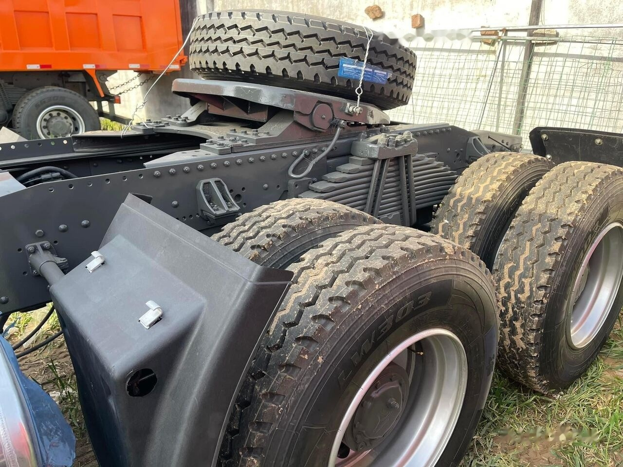 Howo 371 - Tractor unit: picture 5 Howo 371 - Tractor unit: picture 5