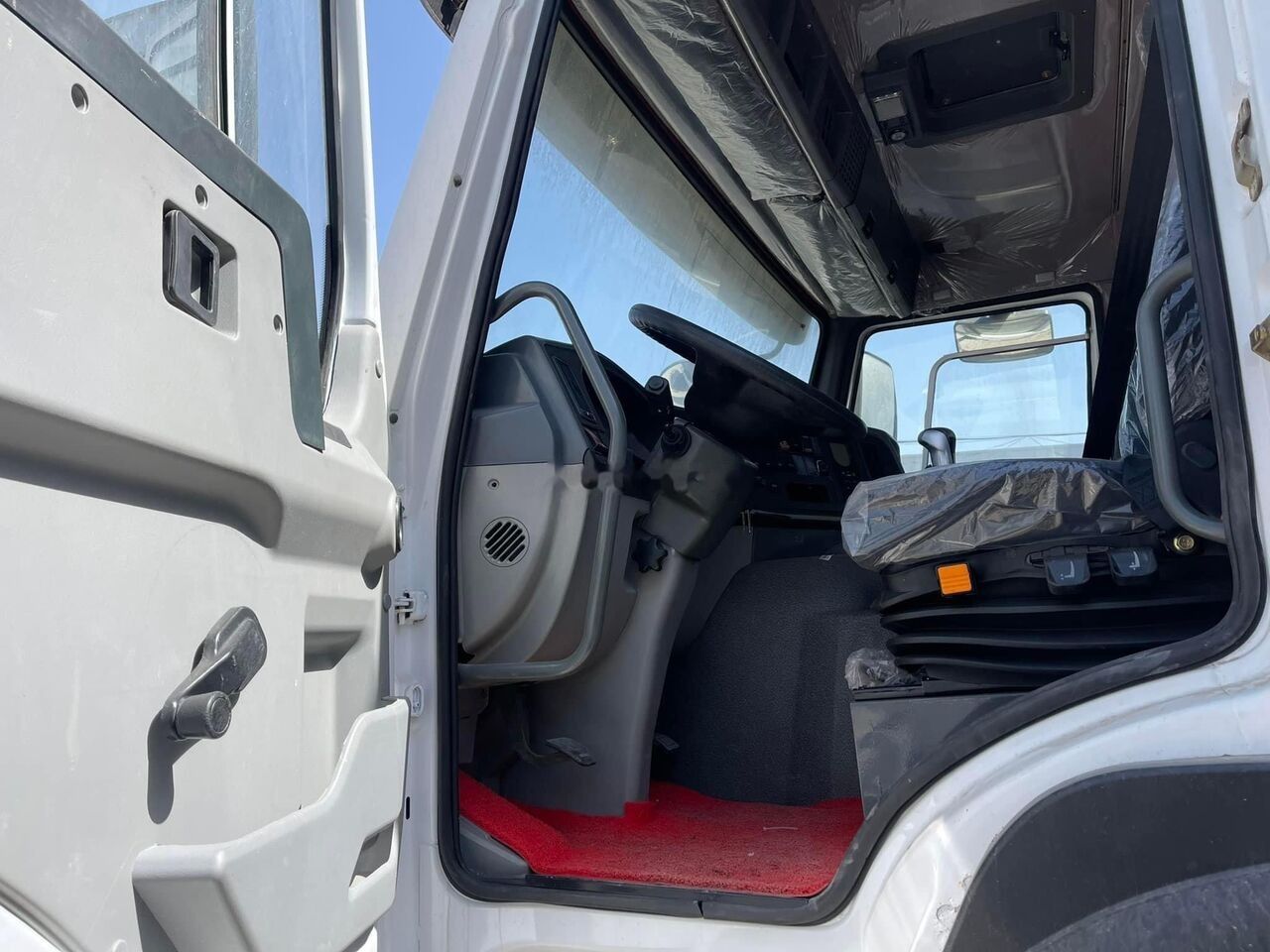 Howo Used 371 6X4 - Tractor unit: picture 5 Howo Used 371 6X4 - Tractor unit: picture 5