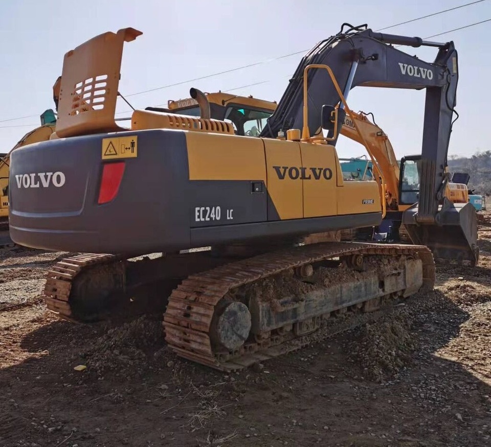 Volvo EC240LC - Crawler excavator: picture 1 Volvo EC240LC - Crawler excavator: picture 1