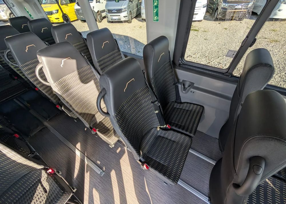 New Minibus, Passenger van Ford Transit: picture 18
