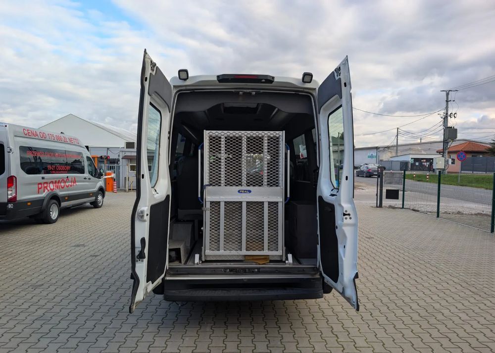 Iveco Daily - Minibus, Passenger van: picture 5 Iveco Daily - Minibus, Passenger van: picture 5