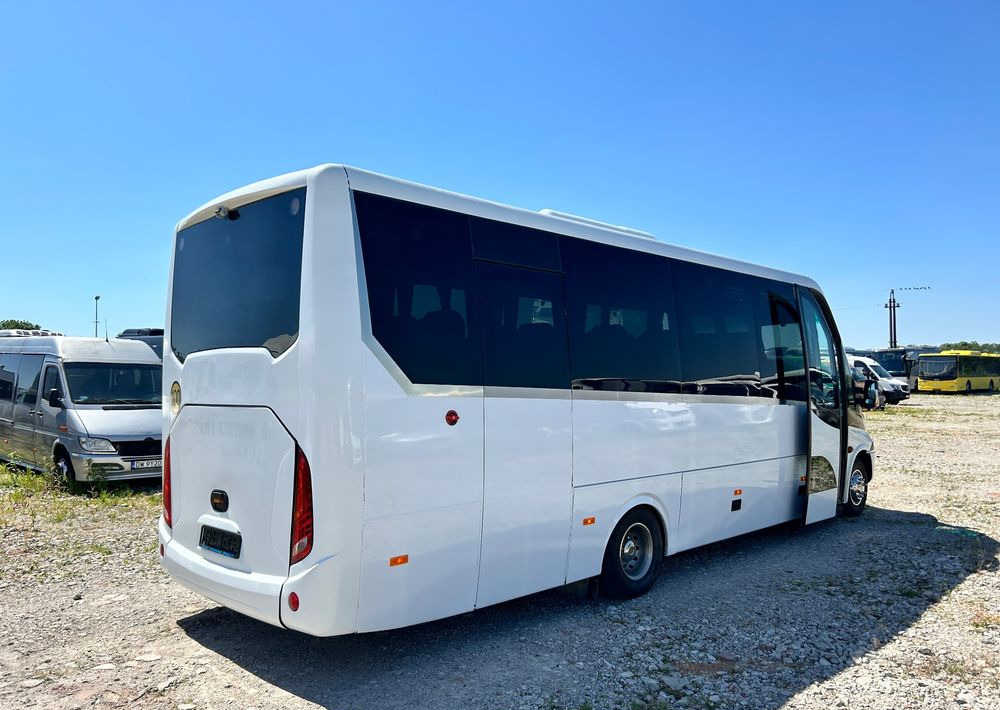 Iveco Daily - Minibus, Passenger van: picture 4 Iveco Daily - Minibus, Passenger van: picture 4