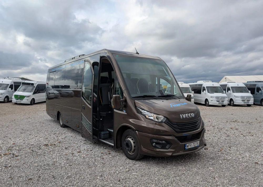 Iveco Daily - Minibus, Passenger van: picture 1 Iveco Daily - Minibus, Passenger van: picture 1
