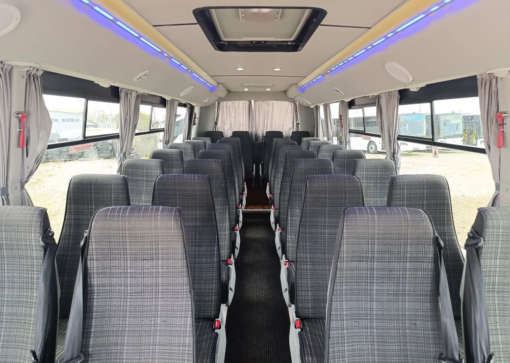 Minibus, Passenger van Iveco Sunrise: picture 15