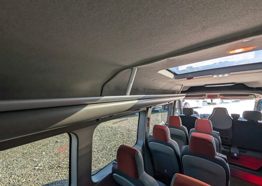 Minibus, Passenger van Renault Master: picture 14