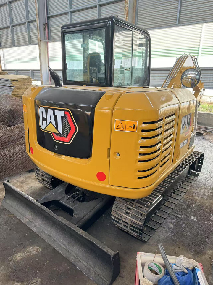 CATERPILLAR 305.5E2 - Mini excavator: picture 2 CATERPILLAR 305.5E2 - Mini excavator: picture 2