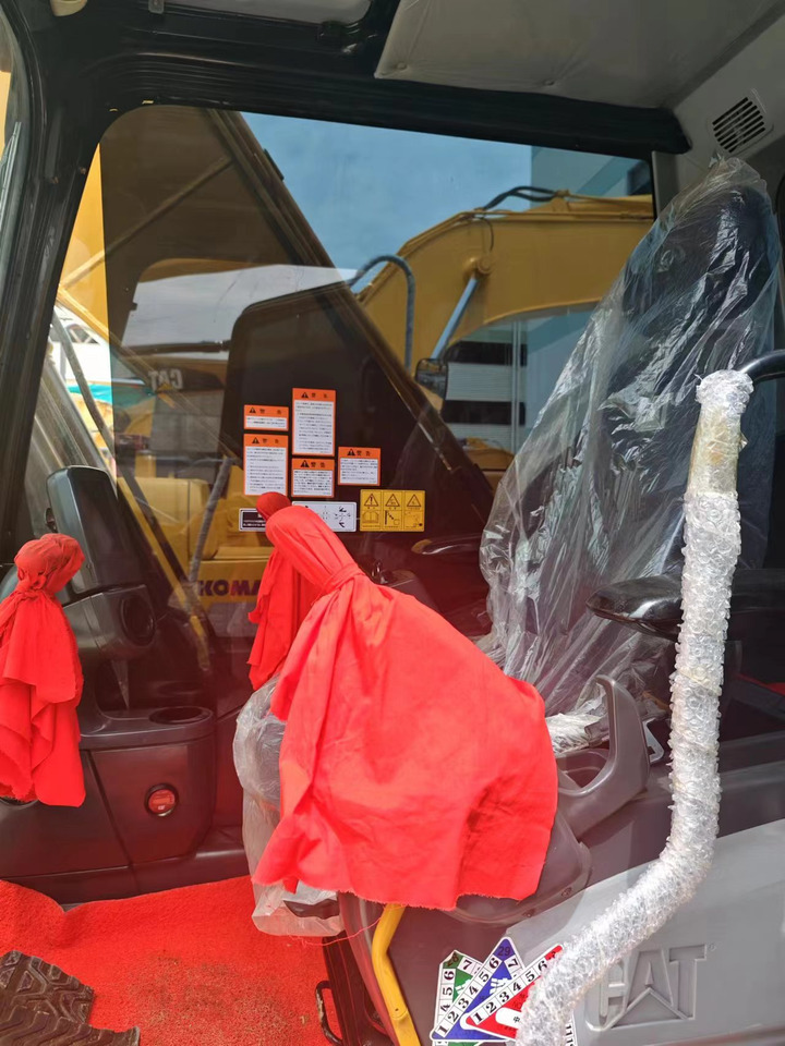 CATERPILLAR 320DL - Crawler excavator: picture 5 CATERPILLAR 320DL - Crawler excavator: picture 5