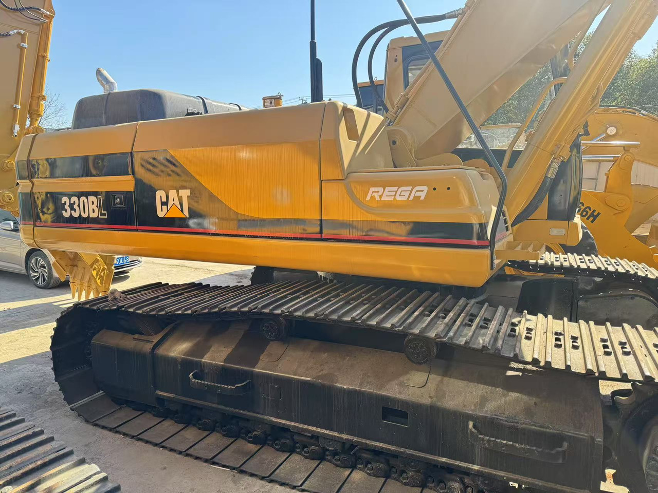 CATERPILLAR 330BL - Crawler excavator: picture 2 CATERPILLAR 330BL - Crawler excavator: picture 2