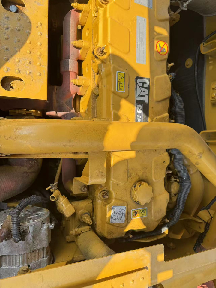 Crawler excavator CATERPILLAR CAT 336 336D2: picture 6
