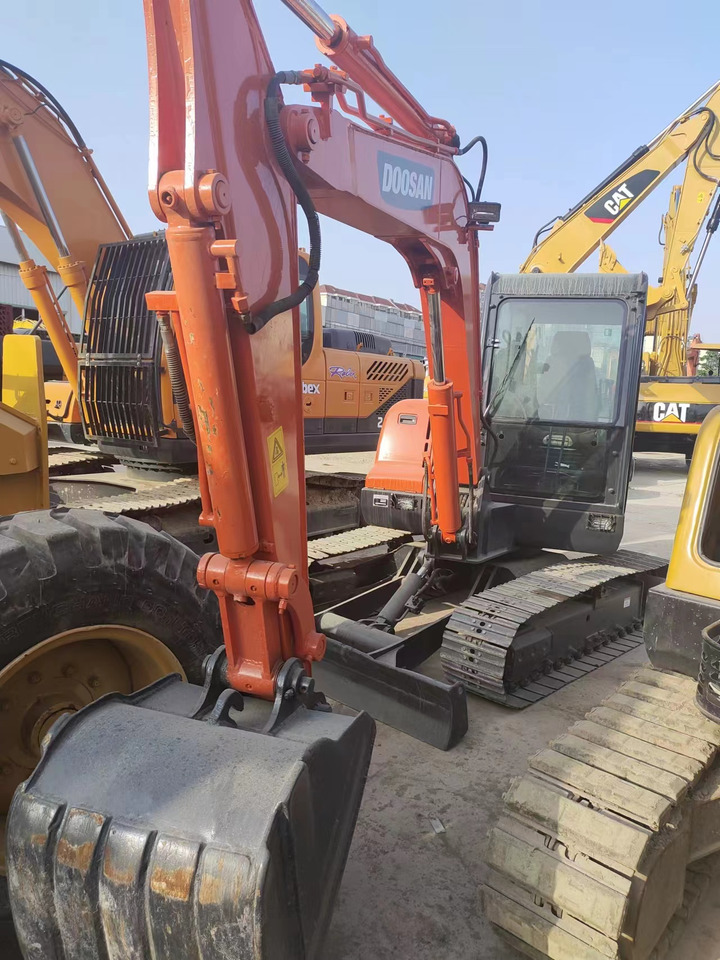 DOOSAN DX60 - Mini excavator: picture 2 DOOSAN DX60 - Mini excavator: picture 2