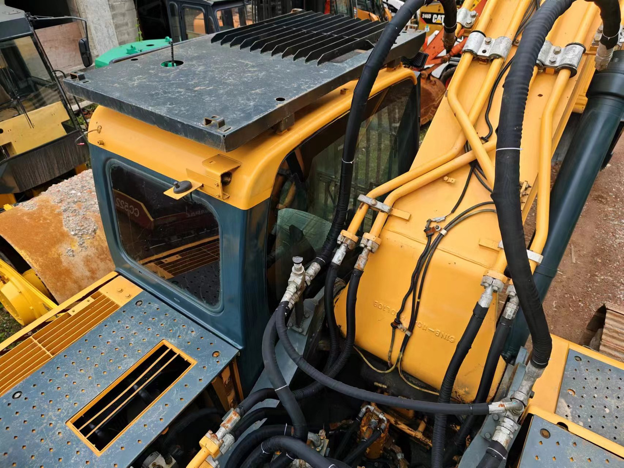 Crawler excavator HYUNDAI R485LC9VS R485: picture 8