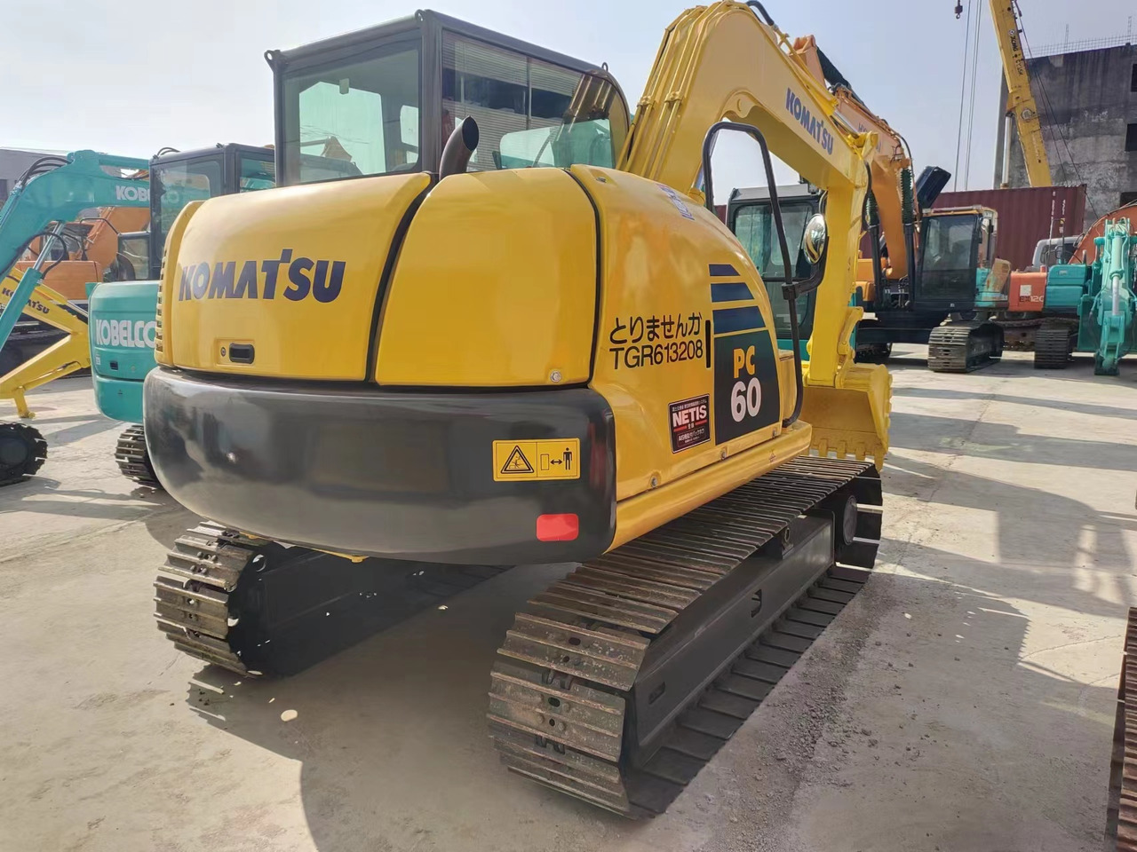 KOBELCO PC60 PC60-8 - Mini excavator: picture 2 KOBELCO PC60 PC60-8 - Mini excavator: picture 2