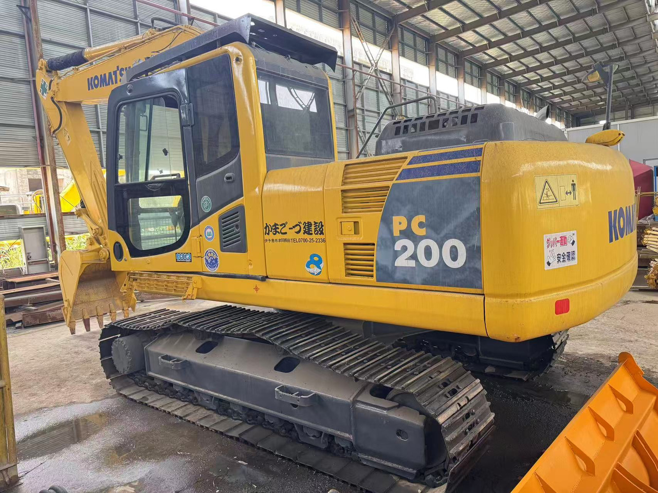 KOMATSU PC200-8 - Crawler excavator: picture 4 KOMATSU PC200-8 - Crawler excavator: picture 4
