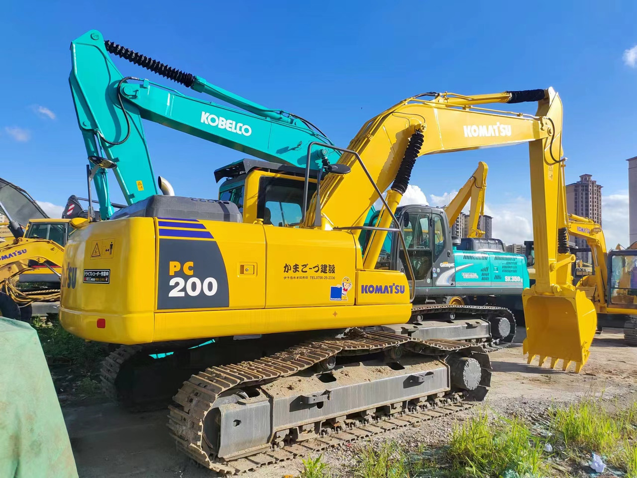 KOMATSU PC200-8 - Crawler excavator: picture 1 KOMATSU PC200-8 - Crawler excavator: picture 1