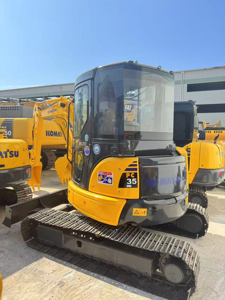 KOMATSU PC35 PC40 PC50 PC55 P60 - Mini excavator: picture 2 KOMATSU PC35 PC40 PC50 PC55 P60 - Mini excavator: picture 2